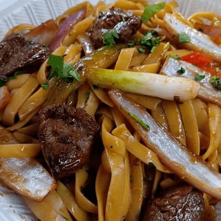 Fettuccini Saltado de Carne